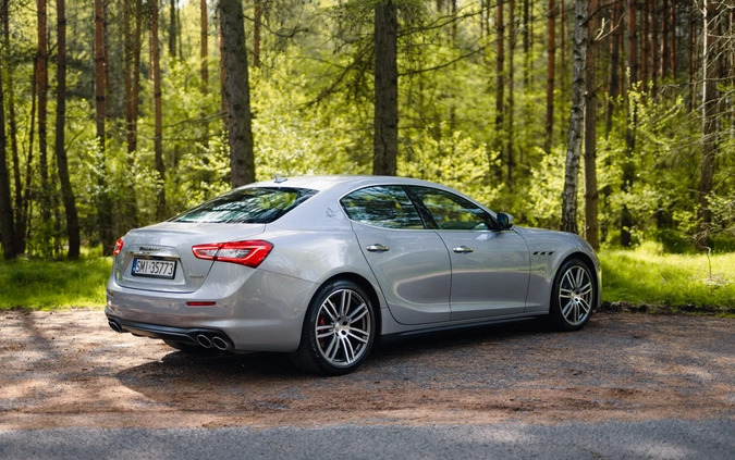 Maserati Ghibli cena 195000 przebieg: 133600, rok produkcji 2018 z Prochowice małe 326